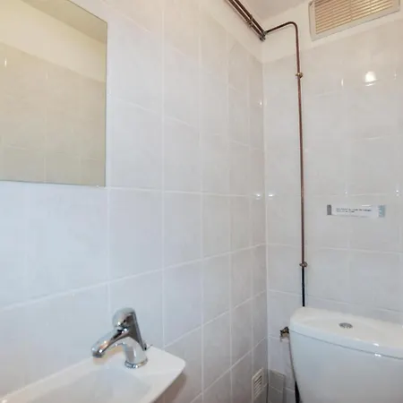 Nyaraló Gorgeous Home In Ceret With House A Mountain View *