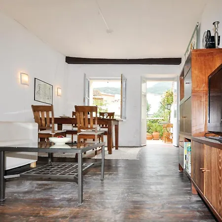 Nyaraló Gorgeous Home In Ceret With House A Mountain View
