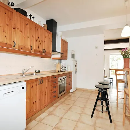 Nyaraló Gorgeous Home In Ceret With House A Mountain View