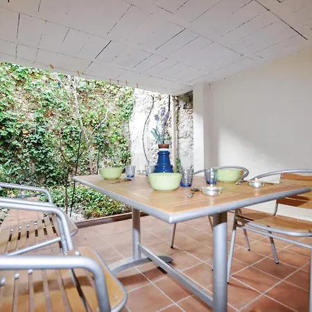 Nyaraló Gorgeous Home In Ceret With House A Mountain View *